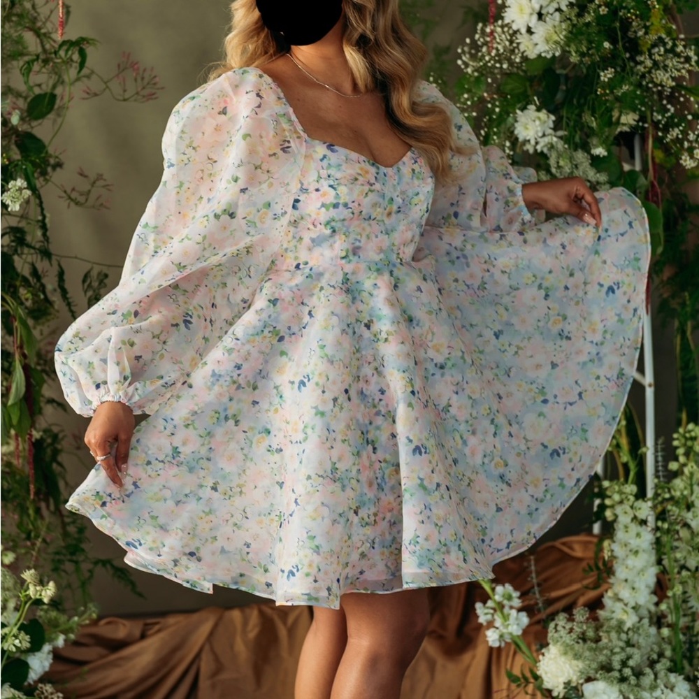 Selkie Floral Puff Dress